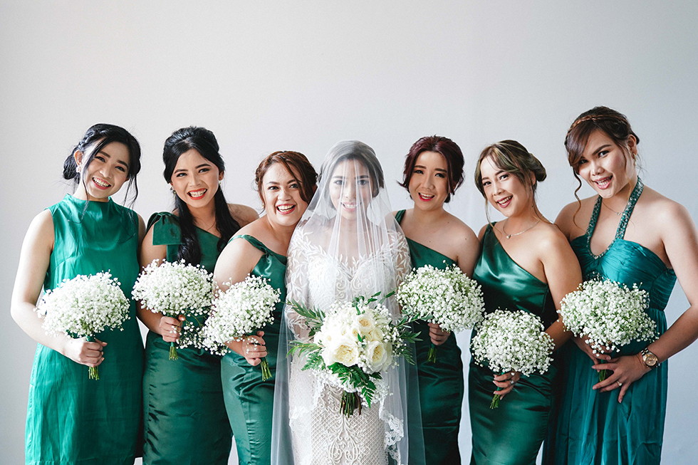 Emerald green bridesmaids bouquet at Sofitel Nusa Dua